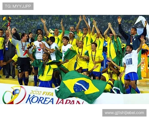 深入解析世界杯冠军一览表完整版，提供丰富的历史背景与冠军球队的精彩瞬间